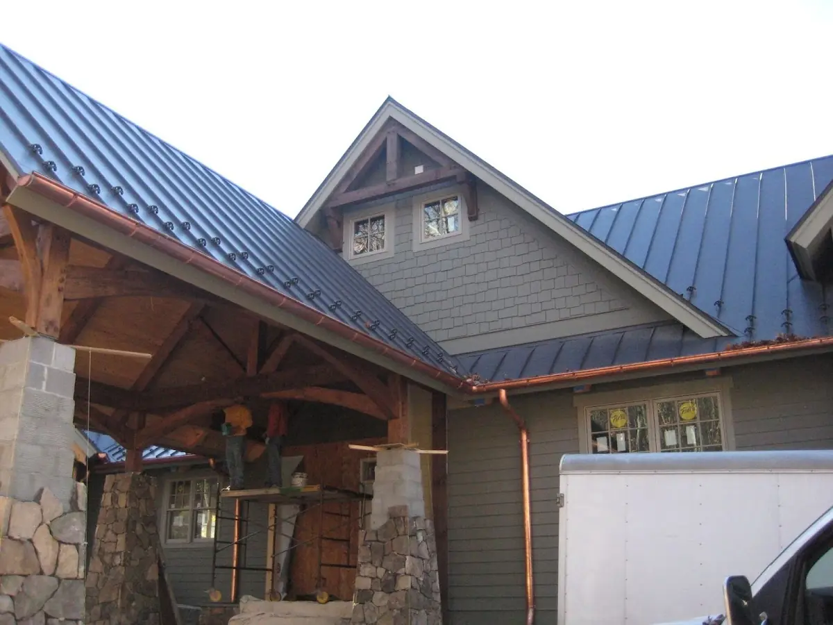 Craftsman Roofing team delivering quality roofing work in Dallas